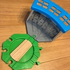 IKEA LILLABO リラブー　車庫　転車台