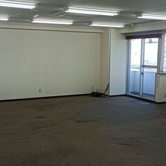 福岡市博多区東比恵に貸事務所が出ました。