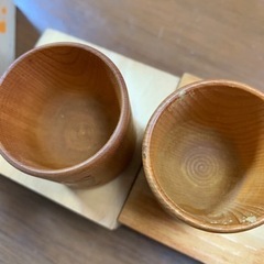 値下げ　木の　おちょこ　２個の画像