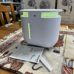 【超美品‼️】充電式 超音波式加湿器 2L アンビエントライト 卓上サイズ コンパクト ホワイト♪の画像