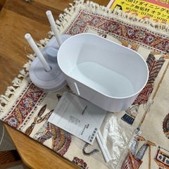 【超美品‼️】充電式 超音波式加湿器 2L アンビエントライト 卓上サイズ コンパクト ホワイト♪の画像