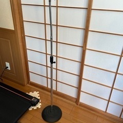 マイクスタンド