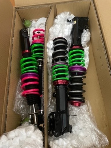 スイフトスポーツZC33S用ラルグススペックS車高調その他