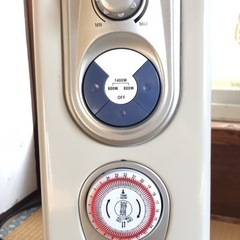 デロンギ型　ヒーター　美品の画像