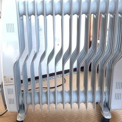 デロンギ型　ヒーター　美品の画像