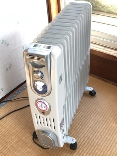 デロンギ型　ヒーター　美品