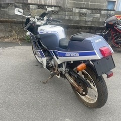 fzr250 フルカウル　実働ベース　まだ取引可能の画像
