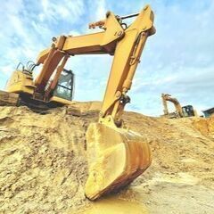 【急募】高待遇！とび・土工スタッフ募集！安定の建設業で働こう！未...
