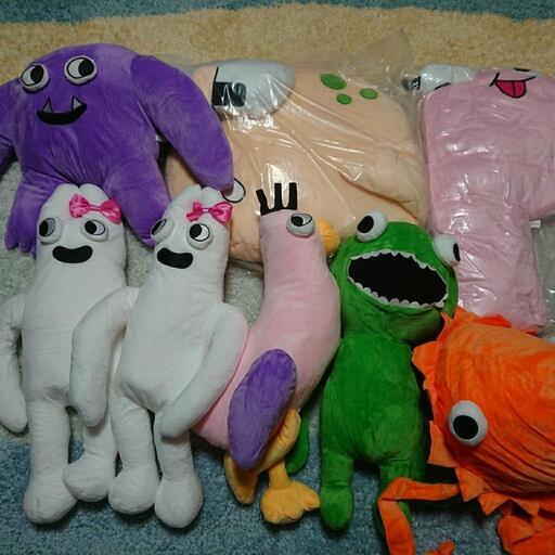 『SOLD』✨新品・未使用✨モンスターぬいぐるみ8点セット