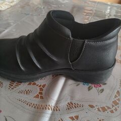 最終価格TOPAZ社22.5センチEEEEスノーブーツ美品の画像