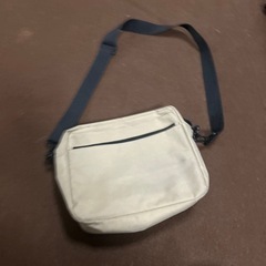 DODショルダーバックの画像