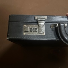 アタッシュケースの画像