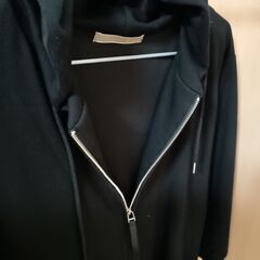 ロング丈パーカー（黒）