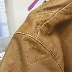 【13】セール中につき、通常特価998円より50%引きの499円!　Moon Bat Fur　羊革　レザーコート　衣料品　ファーコート　ジャンパー　アウターの画像