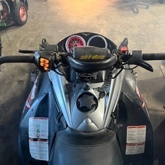 スノーモービル　ski doo  REV800