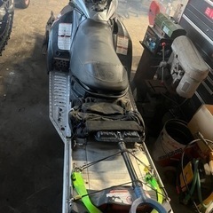 スノーモービル　ski doo  REV800