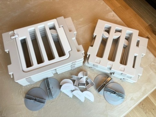 【取引中】carazベビーサークル（ベージュ）120×200 ドア付き