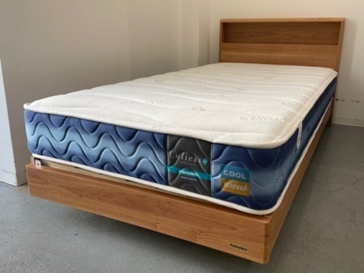 France Bed フランスベッド Culiess Ag キュリエス エージー Ag-MH-055 マットレス 97×195 シングルベッド ベッドフレーム 照明付