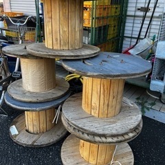 電線ドラム　木製　無地　2段重ね　テーブル　花台など　キャスター付き 楽天市場】フラワースタンド 屋外 プランタースタンド 木製 花台