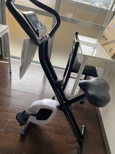 エアロバイク　運動不足解消　ほとんど使用していません。