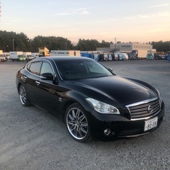 自社ローン対応！H21 日産フーガハイブリッド