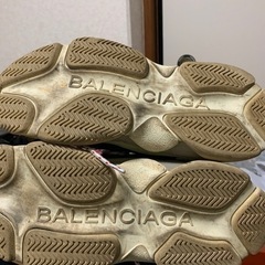BALENCIAGA トリプルS 激安！！！！の画像