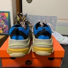 BALENCIAGA トリプルS 激安！！！！の画像