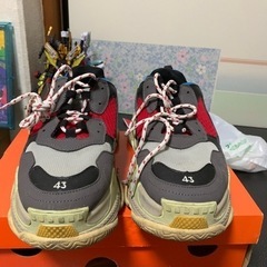 BALENCIAGA トリプルS 激安！！！！の画像
