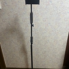 【ありがとうございました】　スマホスタンド　中古　家具等に台座を挟むタイプです。の画像