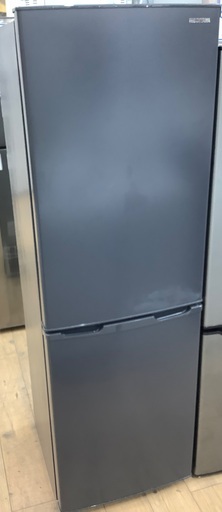 IRISOHAYAMAの2ドア冷蔵庫1年保証付きです。