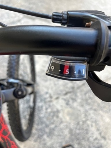 美品‼️9段ギア26インチマウンテンバイクSIRDAR 通勤バイク通学バイク街乗りアウトドア自転車?プロフ必読