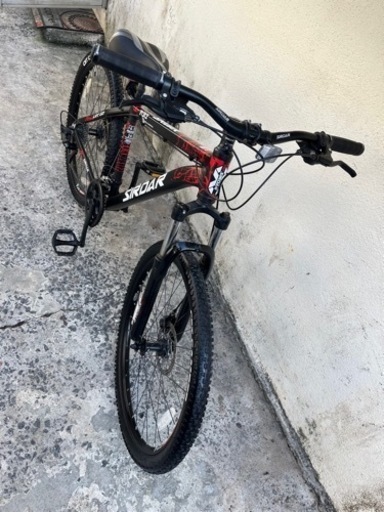 美品‼️9段ギア26インチマウンテンバイクSIRDAR 通勤バイク通学バイク街乗りアウトドア自転車?プロフ必読