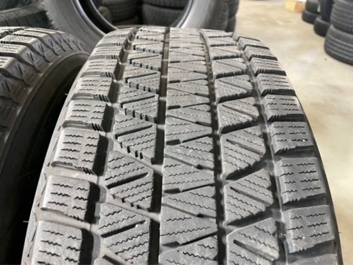 F0040 中古スタッドレスタイヤ ブリジストン ブリザックDMV3 235/65R17 2020年製造 4本