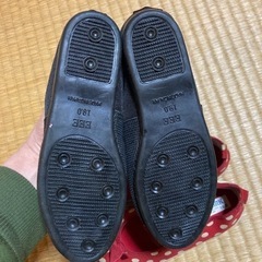 女の子18センチの靴　※黒は新品の画像