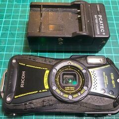 商談中！防水デジタルカメラRICOH WG-20 ブラック防水1...