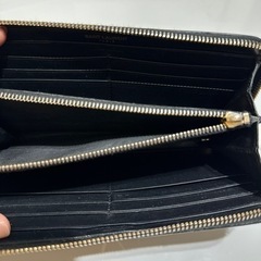 イヴサンローラン　本革長財布　の画像