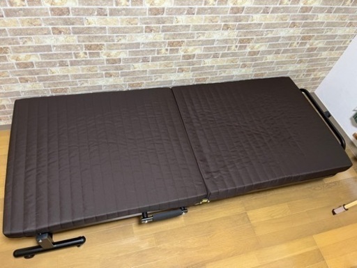 未使用に近い アイリスオーヤマ 折りたたみベッド OTB-BRN ブラウン