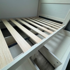 ほぼ新品 すのこベッド シングルベッド 白 引き出し収納付