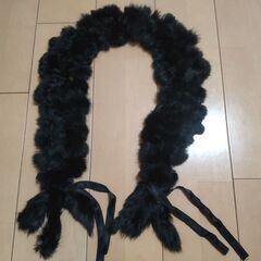 フリルリボン付きミンクファーマフラー黒（中古） 
