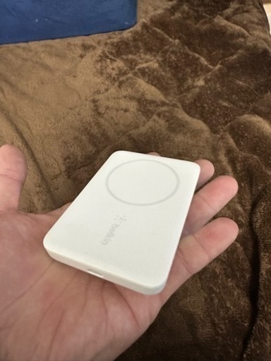 BELKIN BoostCharge MagSafe対応 磁気ワイヤレスモバイルバッテリー 2500mAh 5W