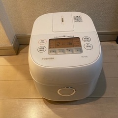 TOSHIBA 炊飯器　3合炊き