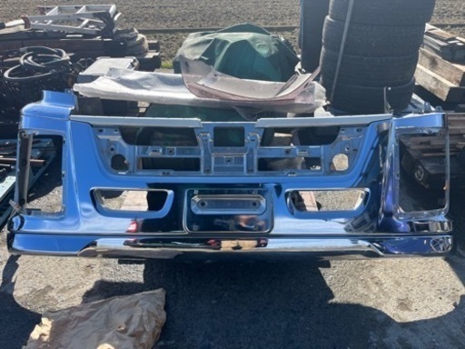 いすゞ ファイブスター ギガ バンパー エアダム付き メッキ スポイラー