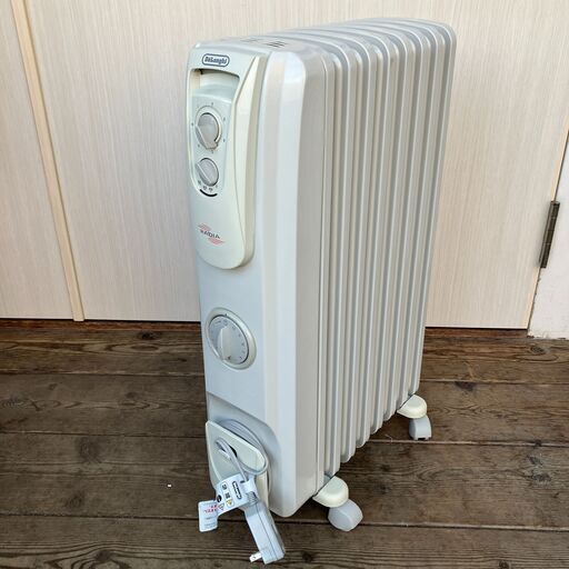 DeLonghi デロンギ オイルヒーター R790812TFS