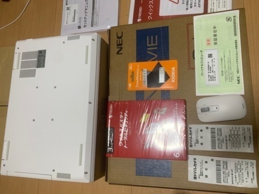 NEC ノートパソコン　PC-N1570GAW-YC