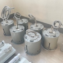 【取引決定】無料！！照明器具、非常灯、蛍光灯、LED　まとめて！の画像