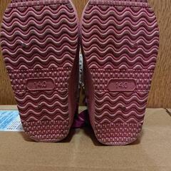  子供用シューズの画像