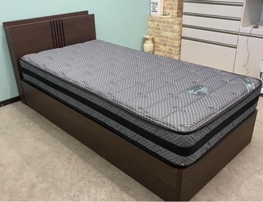 シングルベッド