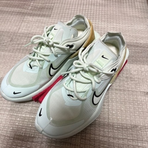 NIKE フォンタンカ　エッジ♡スニーカー