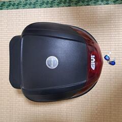 GlVI　リアボックスの画像