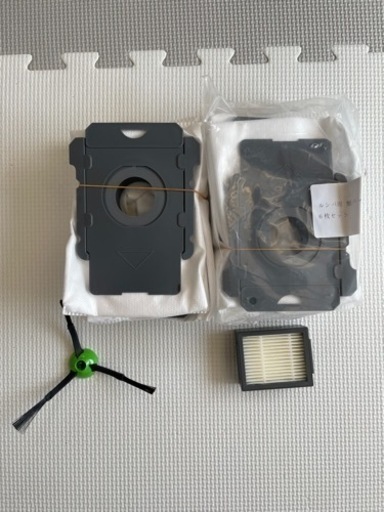 iRobot ルンバj7＋  （クリーンベース付属）j755860 